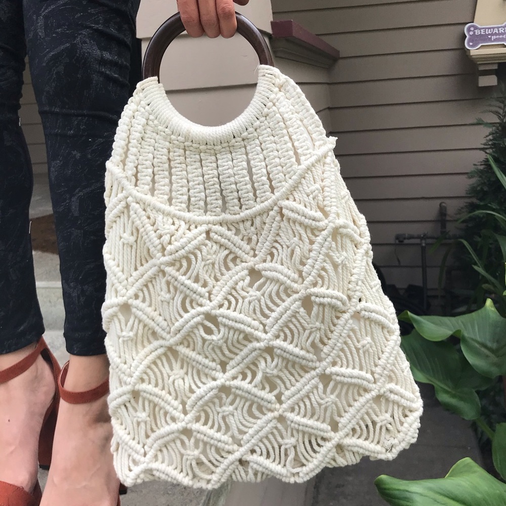 New Crochet Bag 2 colors available - Picture 5 of 7